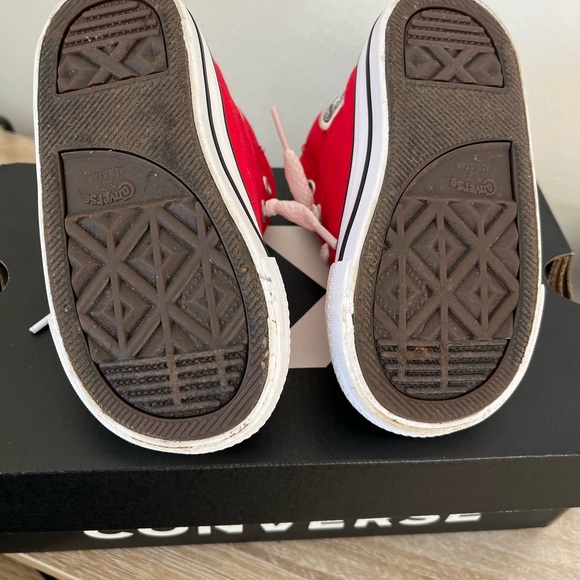 Lightly worn, red/black/white mid high-top converse-sneaker, infant US 5. - Picture 6 of 6